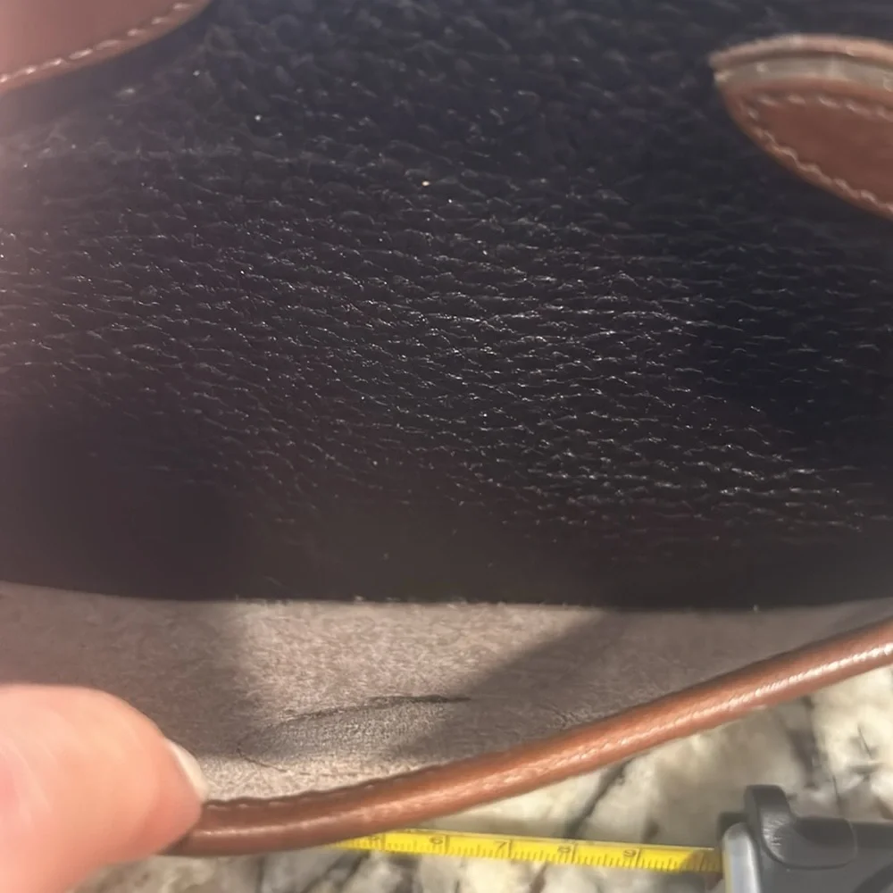 Vintage Dooney & Bourke Leather crossbody - Picture 9 of 11